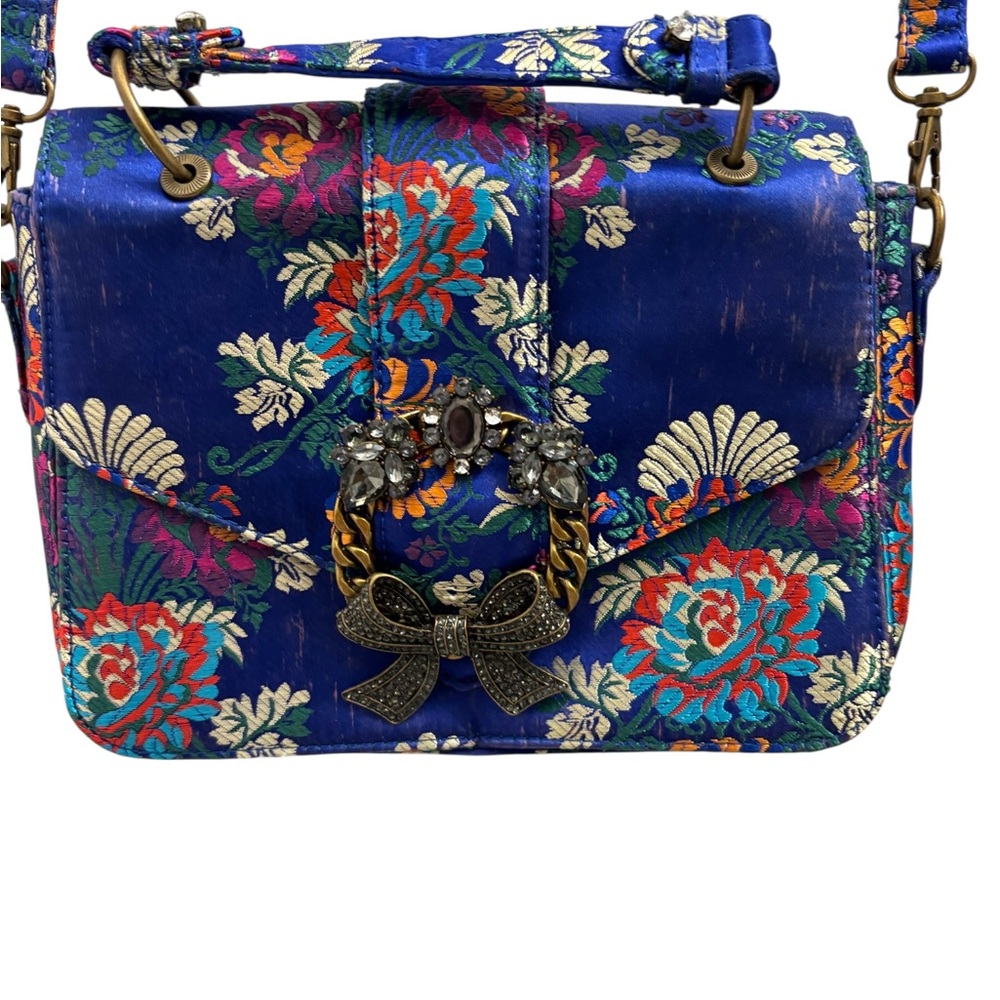 Blue Floral Embroidered Shoulder Bag with Bow Accent